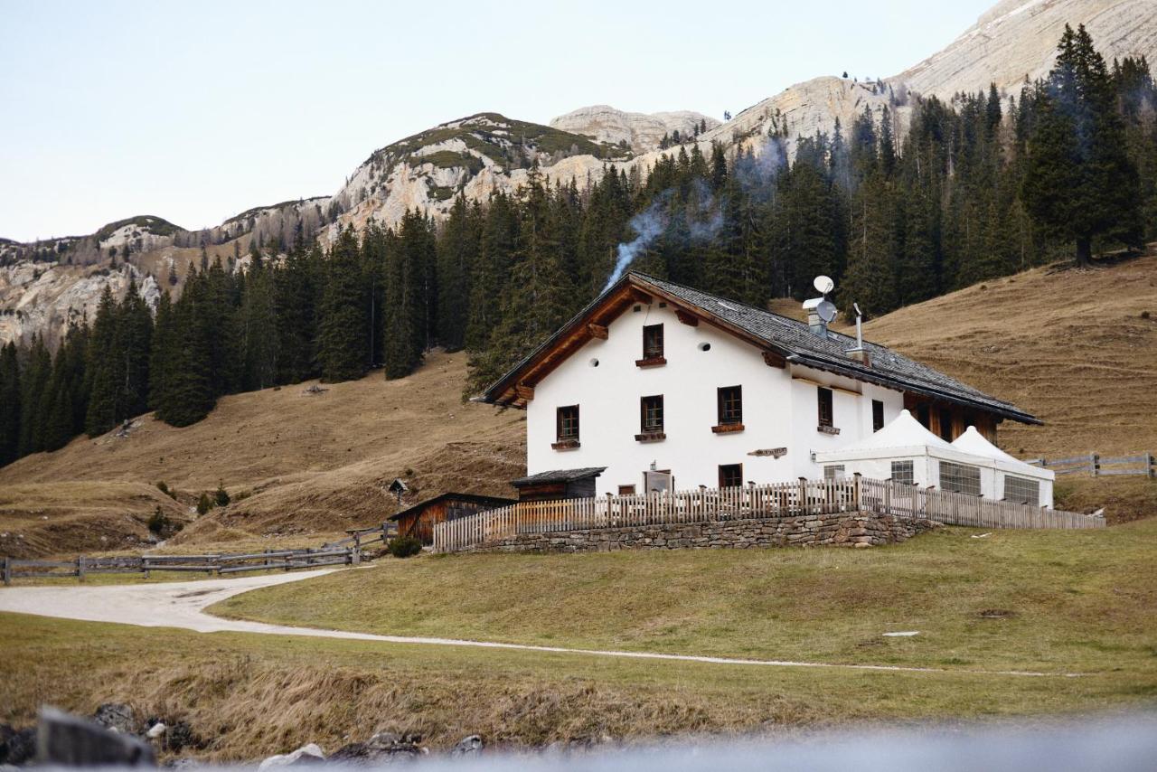 Lodge Rifugio Malga Ra Stua